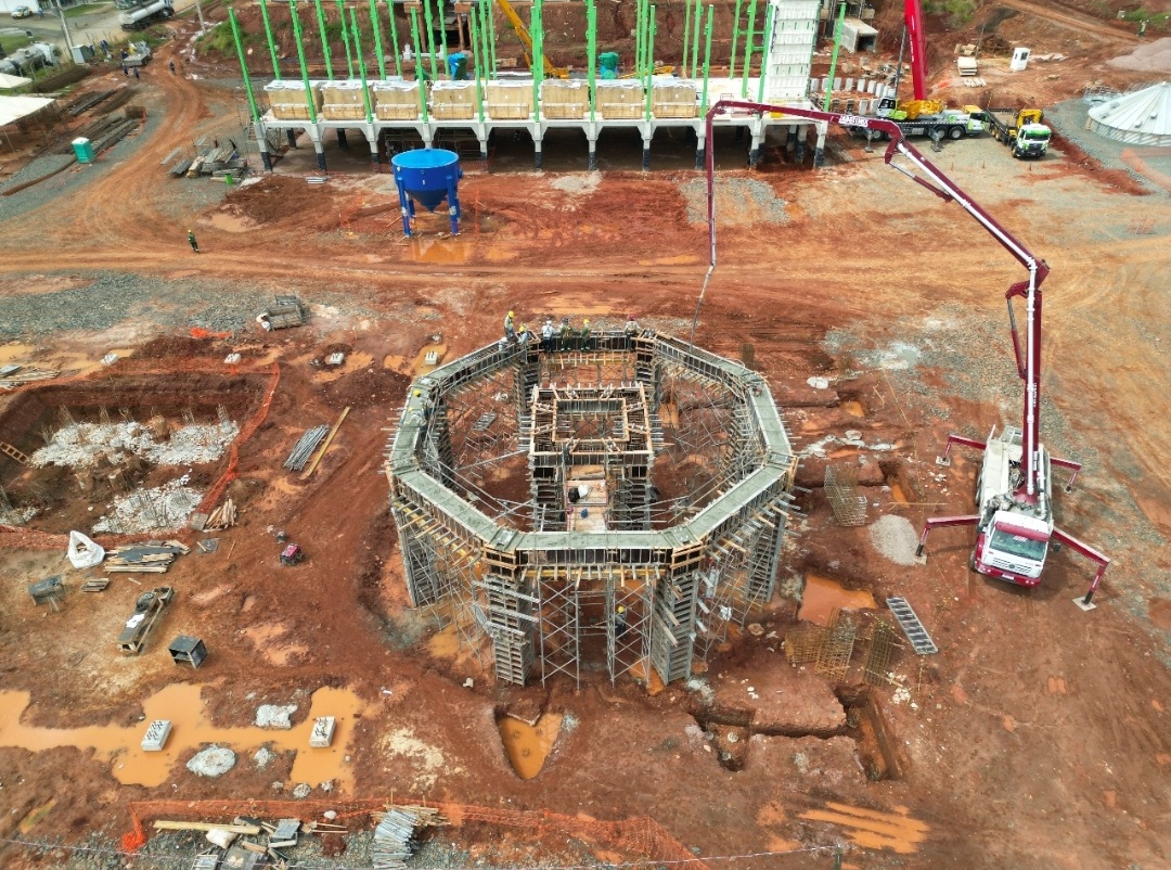 Screenshot_20250410_204406_WhatsAppBusiness